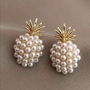 ✨Faux Pearl Pineapple Stud Earrings | GoldTone Fruit-core Boho Chic🍍